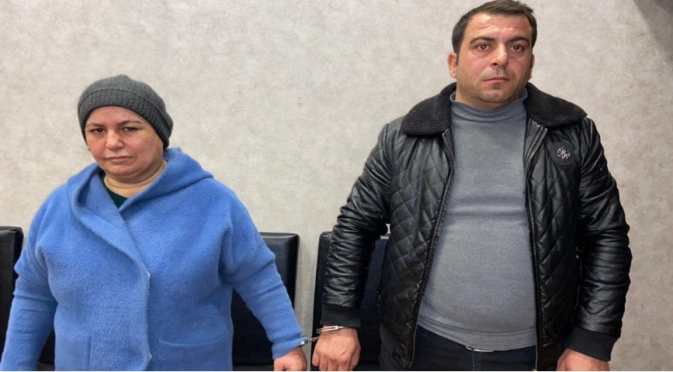 prokuror-iki-yashli-ushagi-ogurlayan-qadina-agir-ceza-isteyib-foto