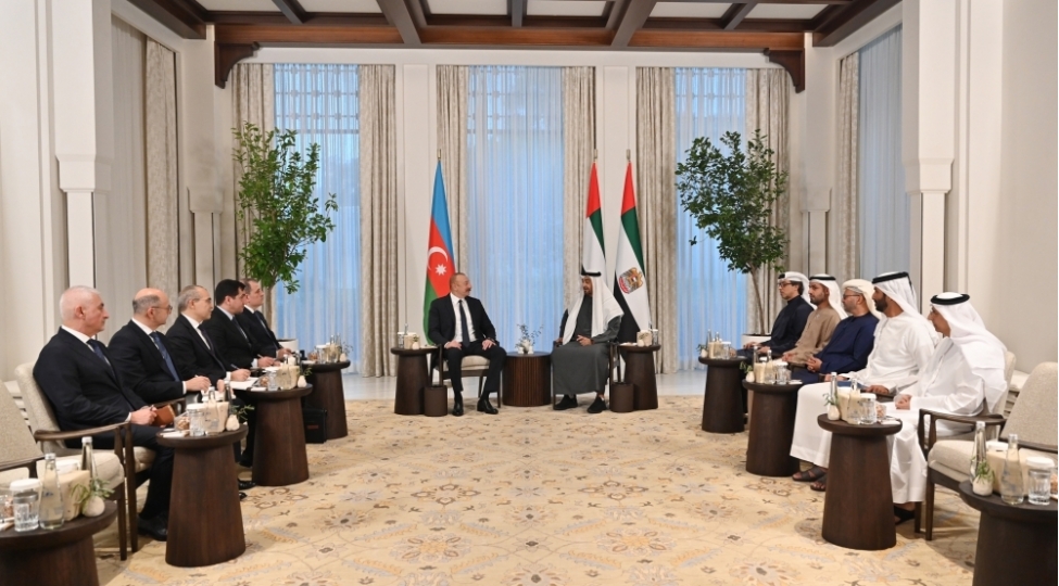 prezident-ilham-eliyevin-birleshmish-ereb-emirliklerinin-prezidenti-ile-gorushu-olub-yenilenib