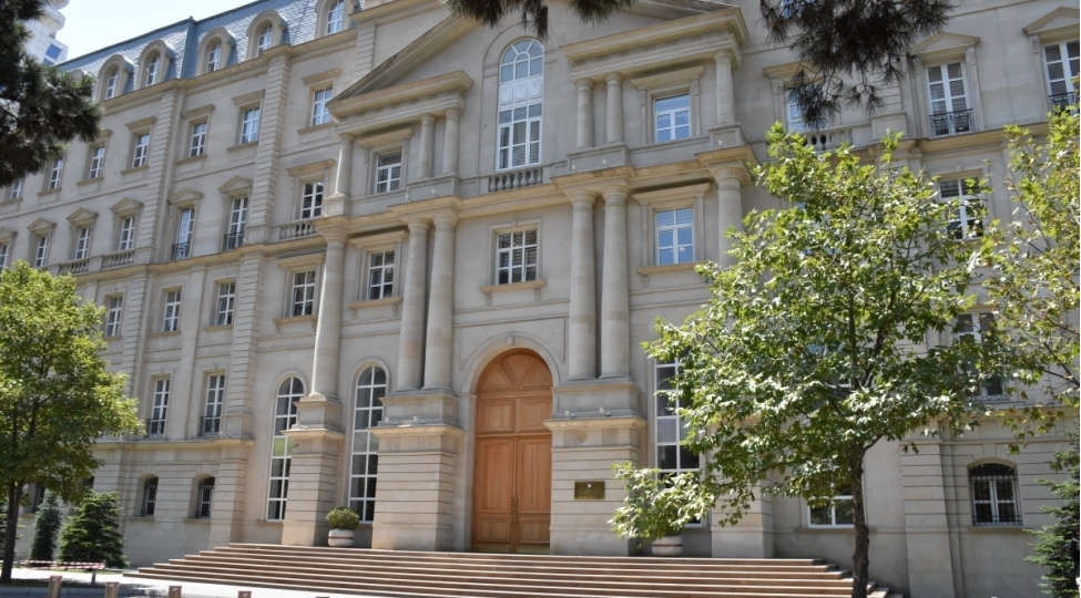 dovlet-muessiselerinin-monitorinqi-agentliyi-yaradilib-2