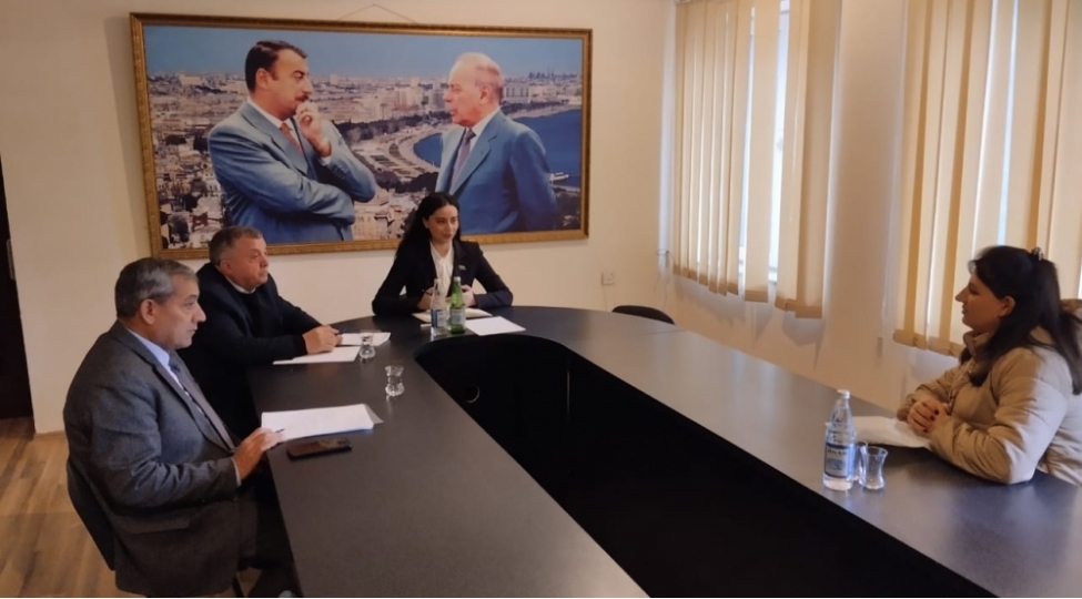 millet-vekili-ve-yap-qaradag-rayon-teshkilatinin-sedri-lokbatanda-bir-qrup-vetendashi-qebul-edibler