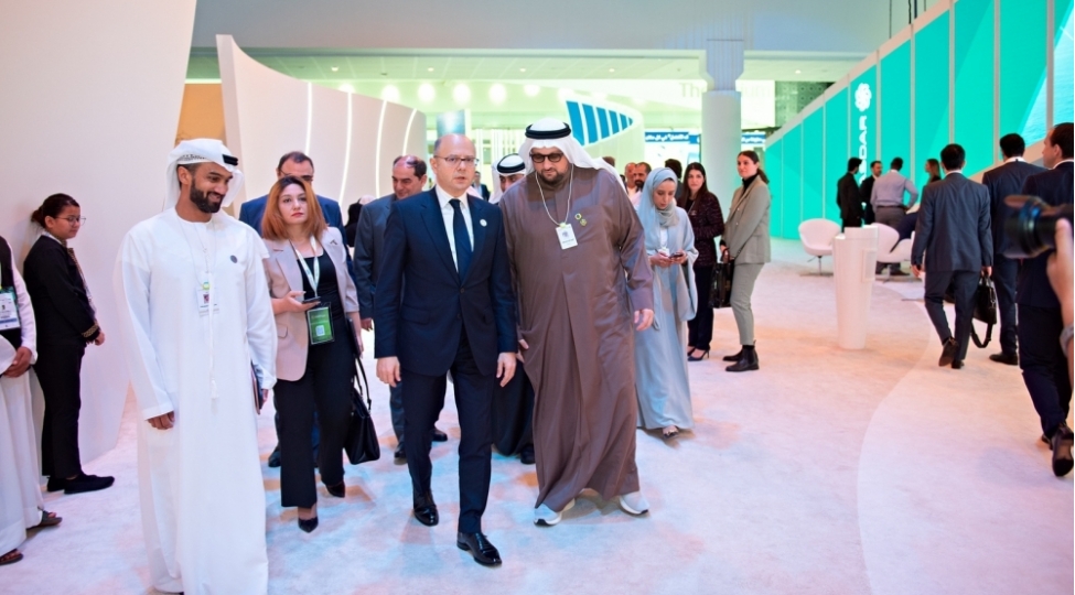 masdar-shirketi-ile-4-qvt-liq-yashil-enerji-layihelerinin-icrasi-muzakire-edilib-foto