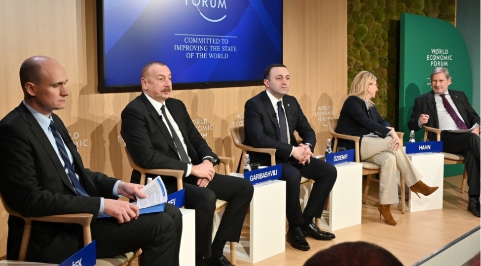 prezident-ilham-eliyev-dunya-iqtisadi-forumu-cherchivesinde-kechirilen-panel-iclasinda-ishtirak-edib-fotoyenilenib