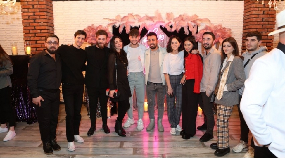 babylon-filminin-premyeradan-once-numayishi-kechirildi