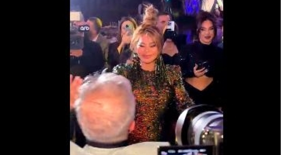 aygun-kazimova-ad-gununu-bele-qeyd-etdi-video