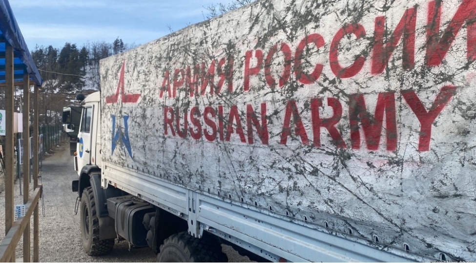 rusiya-sulhmeramlilarina-aid-daha-4-avtomobil-lachin-yolundan-kechib