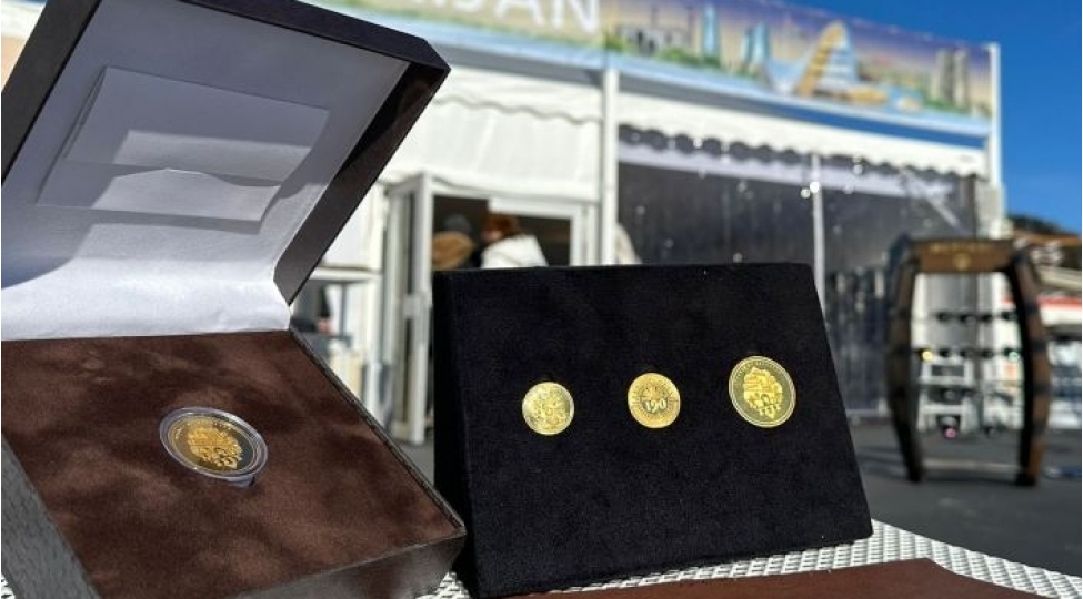 azergold-qsc-nin-qizil-sikke-kolleksiyalari-isvechrede-numayish-olunur
