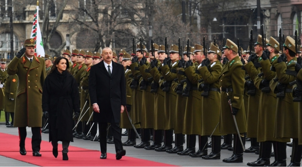 budapeshtde-azerbaycan-prezidentinin-resmi-qarshilanma-merasimi-olub-foto