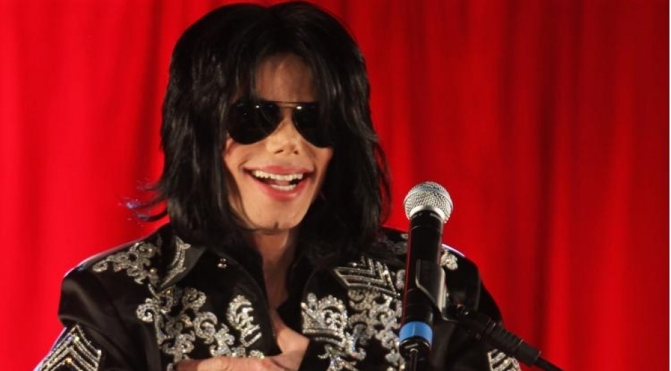 maykl-ceksonu-qohumu-canlandiracaq