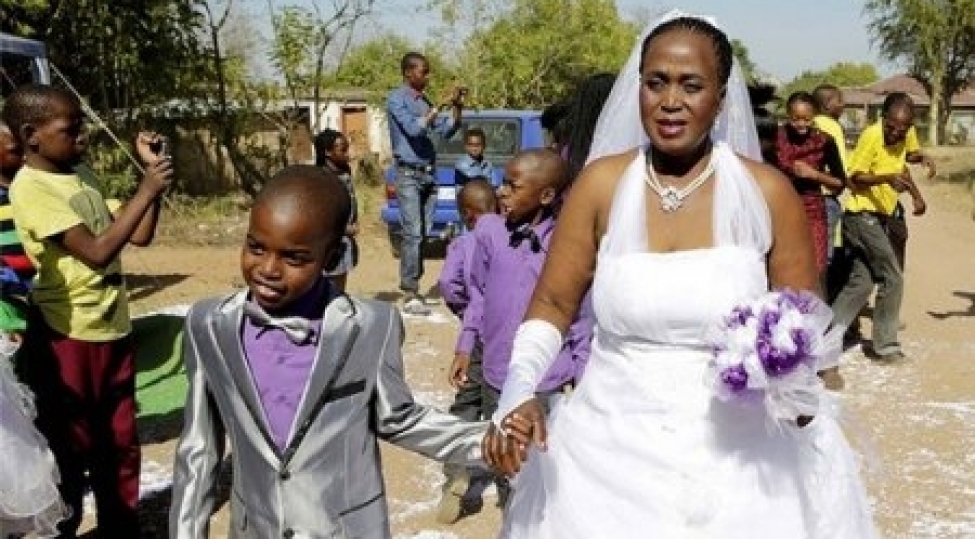 qeyri-adi-ve-ikrah-doguran-nikahlar-fotolar