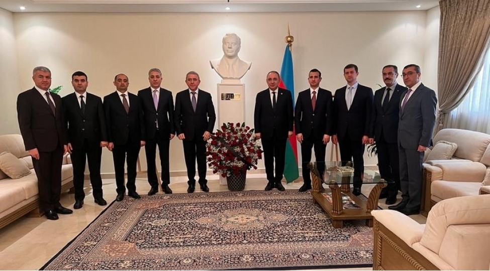 azerbaycanin-bash-prokuroru-seudiyye-erebistani-kralliginda-ishguzar-seferde-olub-foto