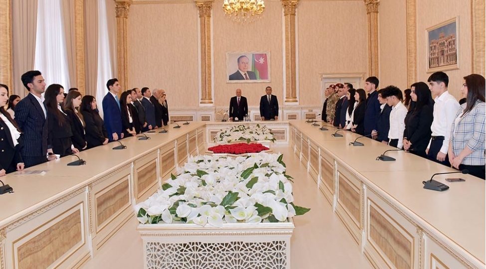 sumqayitda-heyder-eliyev-ve-azerbaycan-gencliyi-movzusunda-tedbir-kechirilib-foto