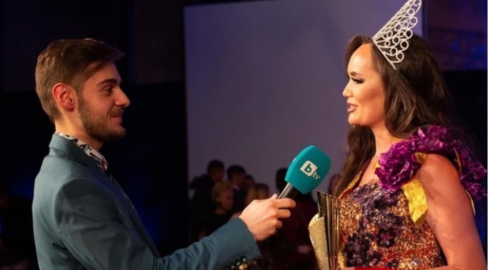 evli-qadinlar-arasinda-kechirilen-kainat-xanimi-2022-beynelxalq-gozellik-musabiqesinin-qalibi-melum-olub