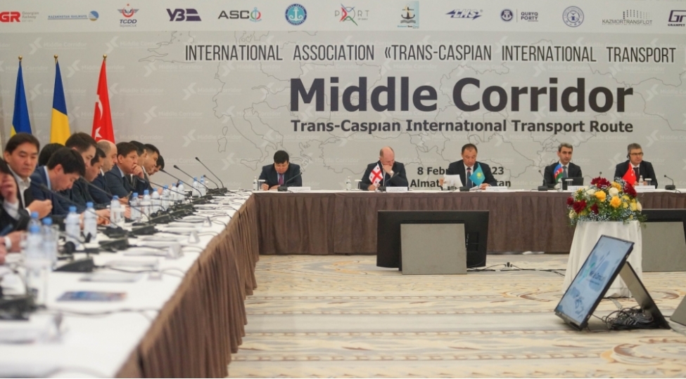 ady-sedri-transxezer-beynelxalq-neqliyyat-marshrutu-uzre-toplantida-ishtirak-edib