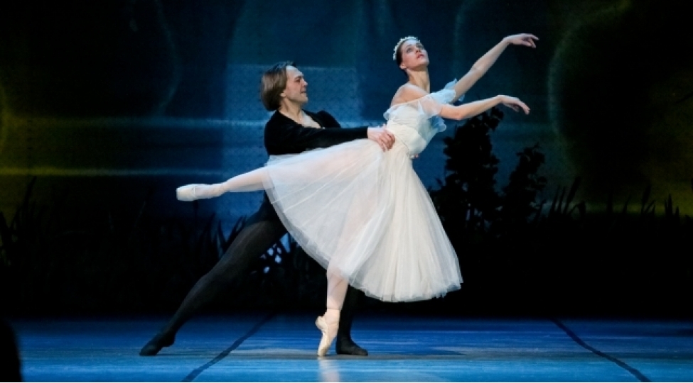 balerinalarin-bashi-niye-firlanmir