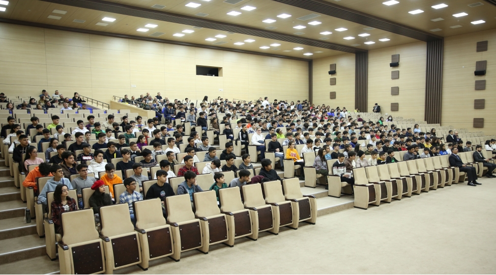 respublika-informatika-olimpiadasi-socar-in-baki-ali-neft-mektebinde-kechirilib-foto