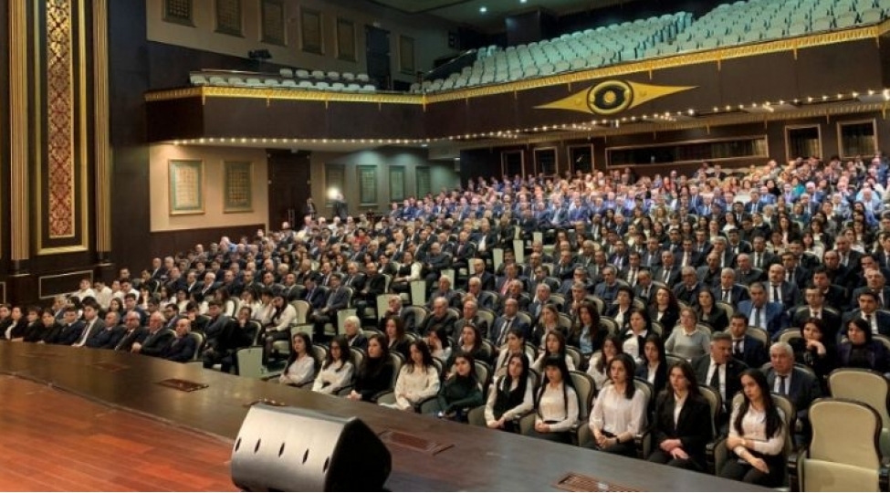 naxchivanda-heyder-eliyev-ve-vetendash-cemiyyeti-quruculugu-movzusunda-konfrans-kechirilib-yenilenib