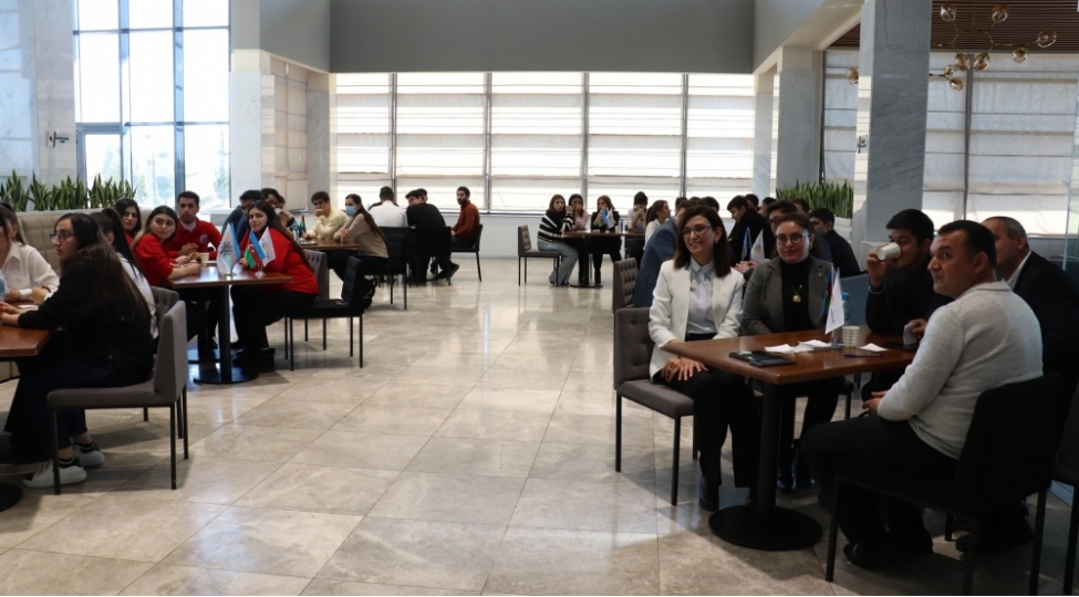 kurdemirde-ulu-onderin-100-illiyine-hesr-edilmish-intellektual-bilik-yarishi-kechirilib-foto