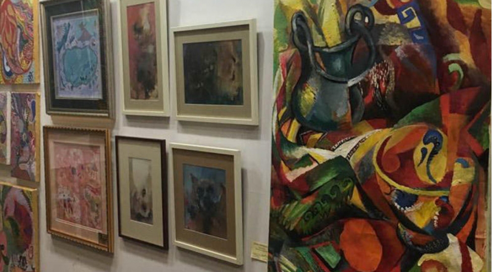 medeniyyet-nazirliyi-azerbaycan-ressamlarinin-eserlerinin-xaricde-satilmasina-munasibet-bildirib