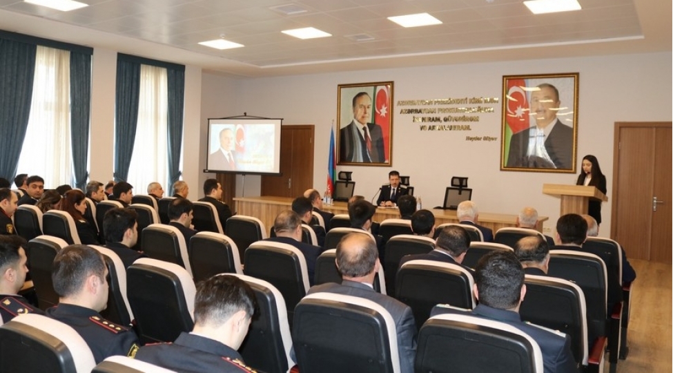 gence-sheher-prokurorlugunda-heyder-eliyevin-100-illik-yubileyine-hesr-olunmush-konfrans-kechirilib