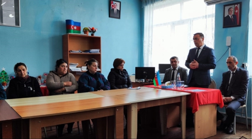 agdashda-heyder-eliyev-ve-azerbaycan-movzusunda-gorush-kechirilib-foto