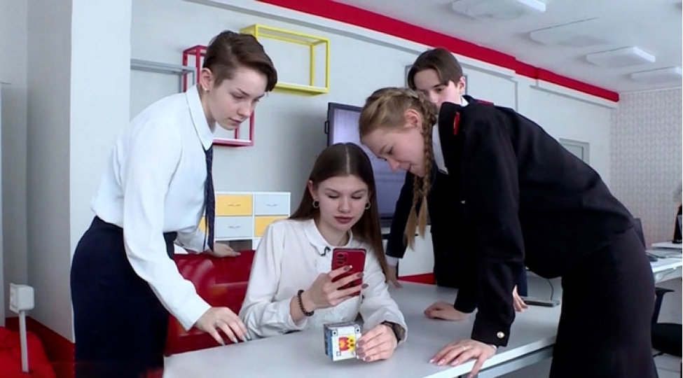 ushaginizin-mektebde-daha-ugurlu-olmasina-komek-etmeyin-7-yolu