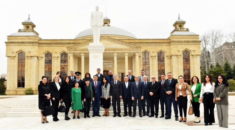 edliyye-siyasetinin-herterefli-inkishaf-etdirilmesi-ulu-onder-heyder-eliyevin-adi-ile-baglidir-foto