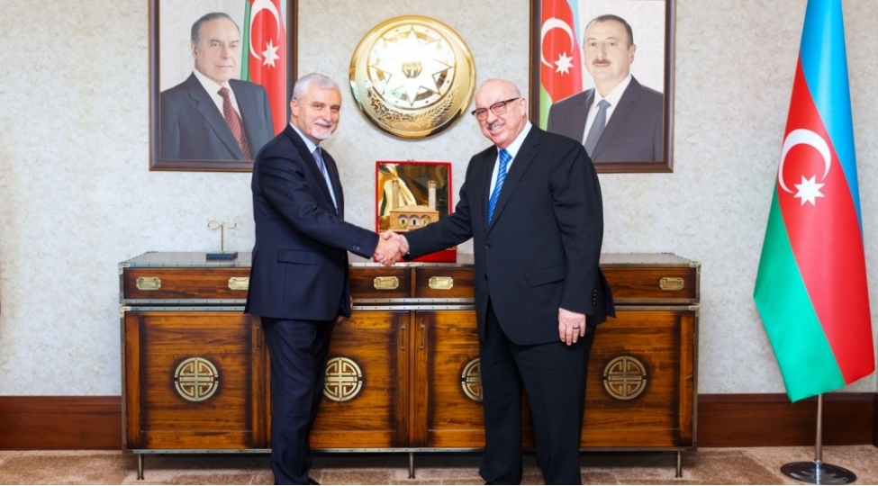 azerbaycan-mulki-aviasiya-sahesinde-leonardo-konserni-ile-emekdashligi-genishlendirir