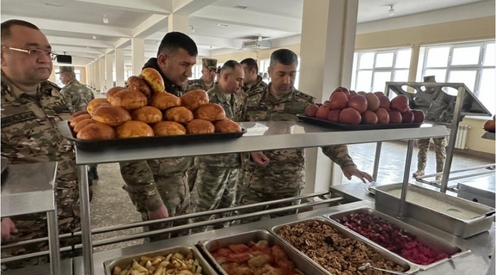 herbi-prokurorluq-ishchileri-novruz-bayrami-erefesinde-herbi-hisselerde