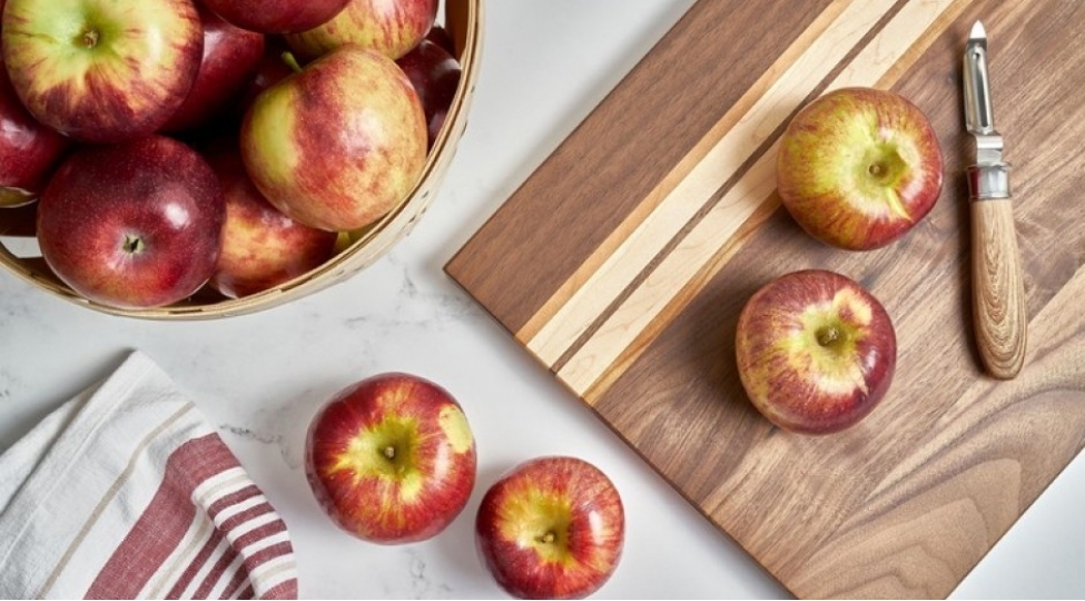 bu-meyve-ve-terevezlerin-qabigi-ozunden-daha-faydalidir