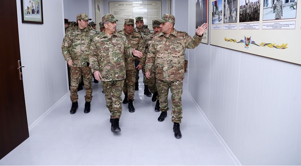 mudafie-naziri-yeni-istifadeye-verilmish-herbi-hissede-yaradilan-sheraitle-tanish-olub