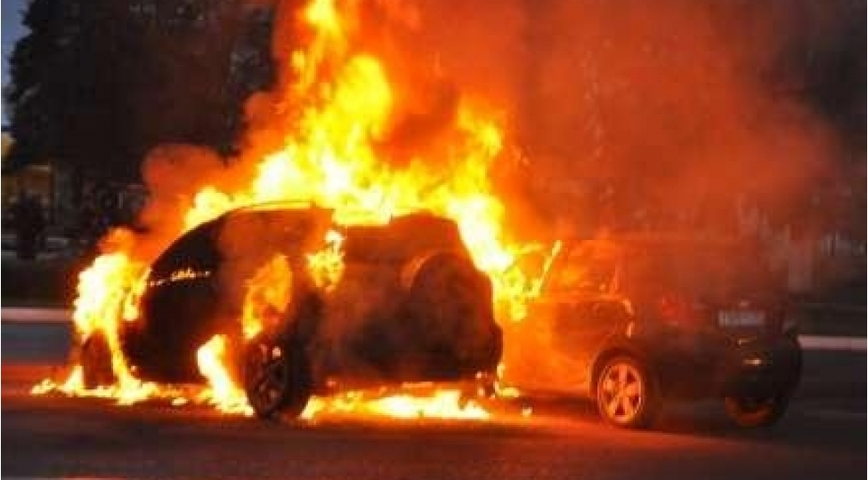 paytaxtda-mashin-yanib-video