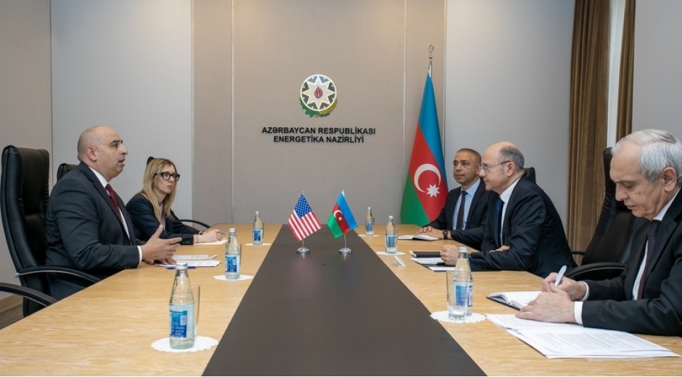 absh-ve-azerbaycan-resmileri-olkemizin-enerji-tehlukesizliyinde-rolunu-muzakire-edib