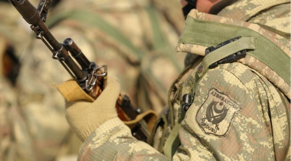 ermeniler-itkin-dushen-azerbaycanli-esgere-ishgence-verib-fotosunu-yayiblar-foto