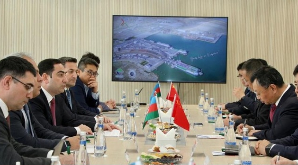 baki-limani-chinin-qinqdau-limani-ile-qardashlashib