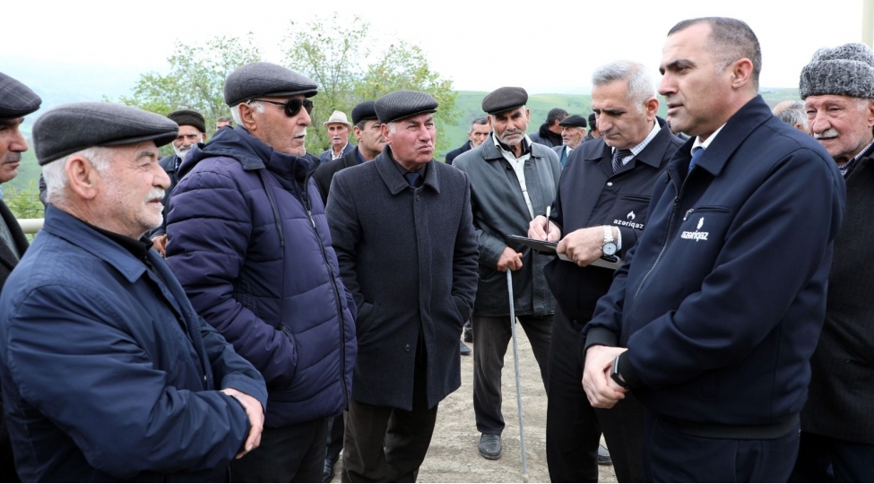 chetin-relyef-sheraitinde-yerleshen-kendde-vetendashlarin-problemi-dinlenildi