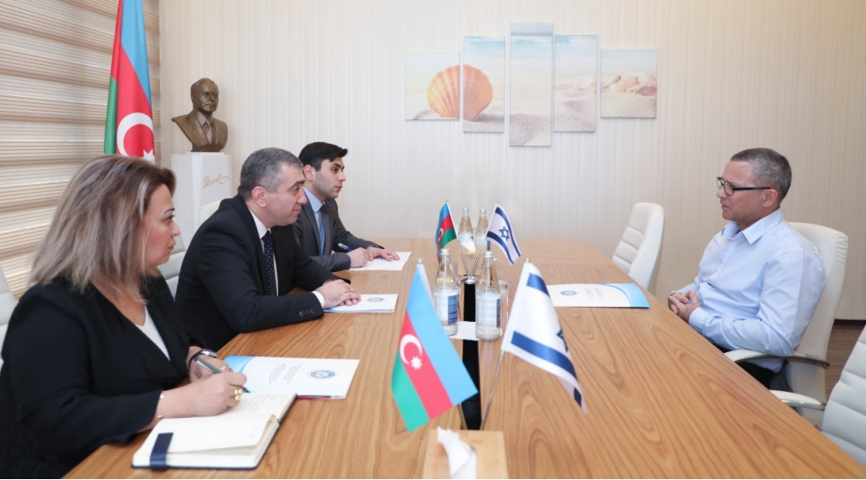 bakida-israilin-gemichilik-ve-limanlar-idaresinin-direktoru-ile-gorush-olub