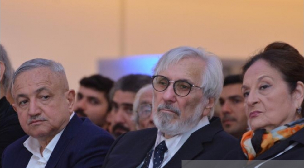 bezi-filmlerde-azerbaycan-cemiyyeti-ele-teqdim-olunur-ki-xecalet-chekirsen-oqtay-mirqasimov