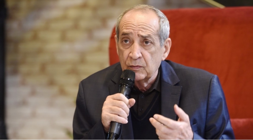 rasim-balayev-44-gunluk-muharibedeki-qelebenin-ekran-helline-chalishmaliyiq