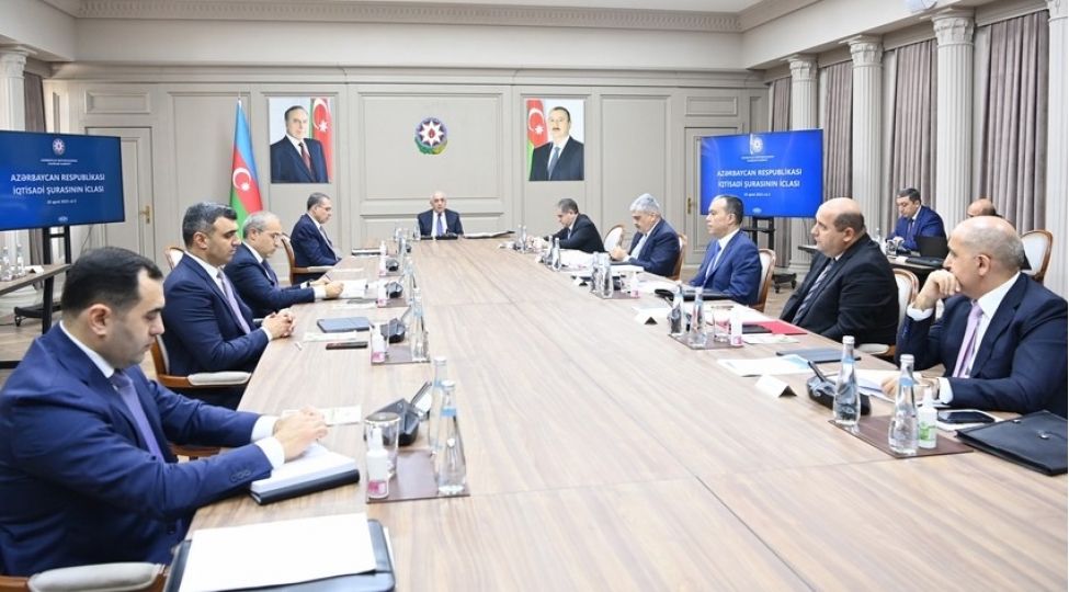 iqtisadi-shuranin-novbeti-iclasi-kechirilib-7