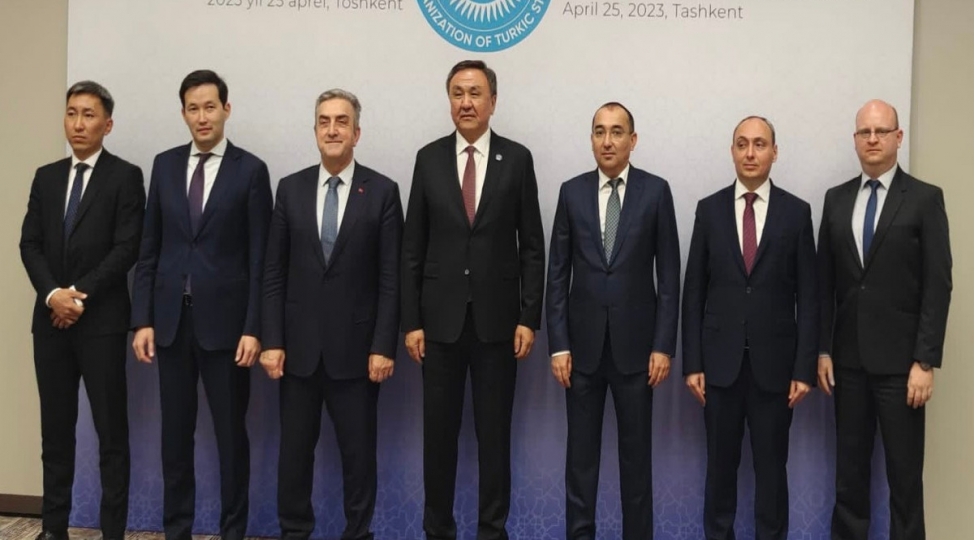 turk-dovletleri-teshkilatinin-kosmik-agentlik-rehberleri-bir-araya-gelib