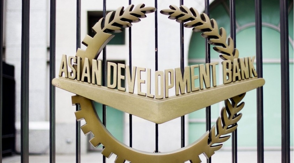 adb-oten-ilde-azerbaycanda-layihelere-ayrilmish-maliyyenin-meblegini-achiqlayib