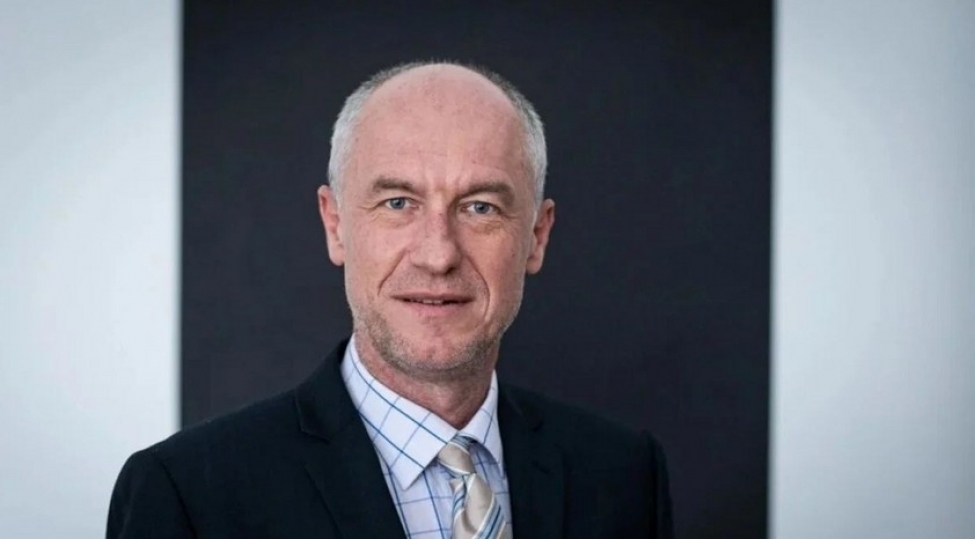 memorandum-azerbaycan-ile-neft-qaz-sahesinde-emekdashliq-baximindan-yeni-sehife-achir-hirman