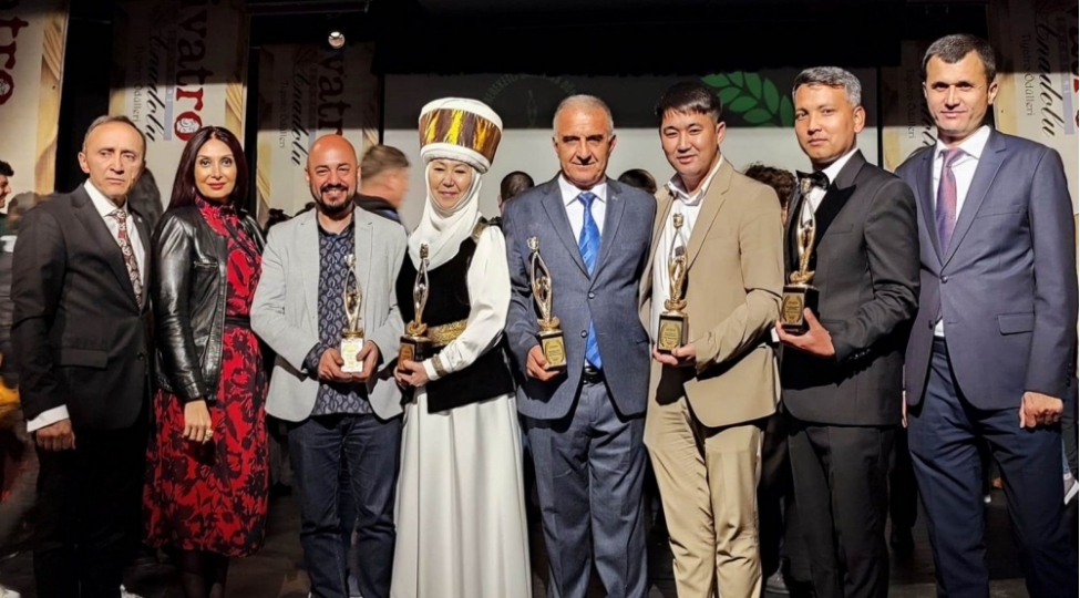 azerbaycanli-ressam-beynelxalq-mukafata-layiq-gorulub