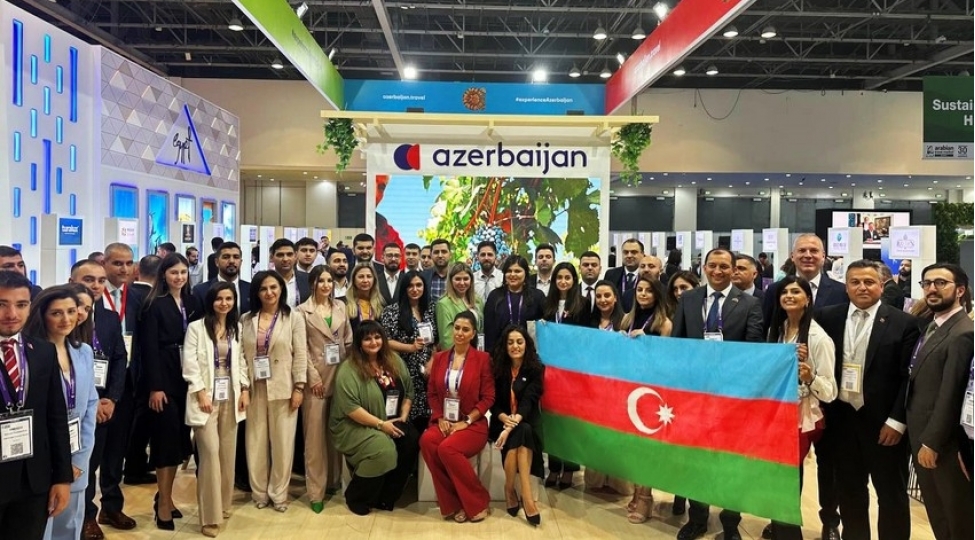 azerbaycanin-turizm-imkanlari-bee-de-numayish-etdirilir