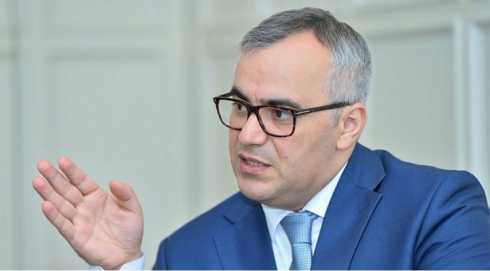 bu-il-butun-icbari-sigortalar-elektron-muqavileye-kechirilecek-reshad-ehmedov