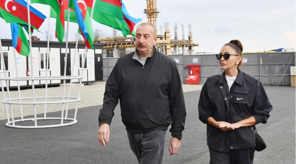milli-meclis-ilham-eliyev-ve-mehriban-eliyevani-musteqillik-gunu-munasibetile-tebrik-edib
