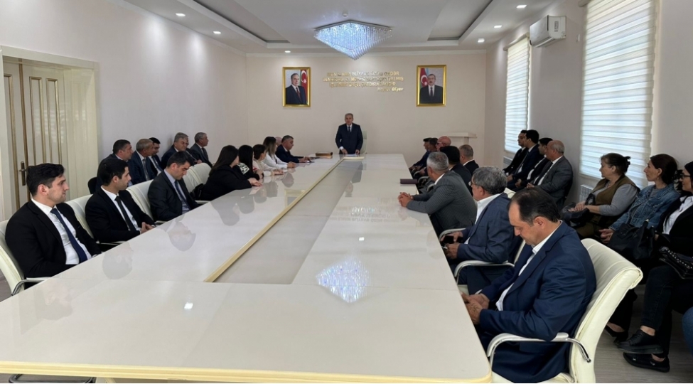 xalqin-xilaskarina-chevrilen-lider-foto