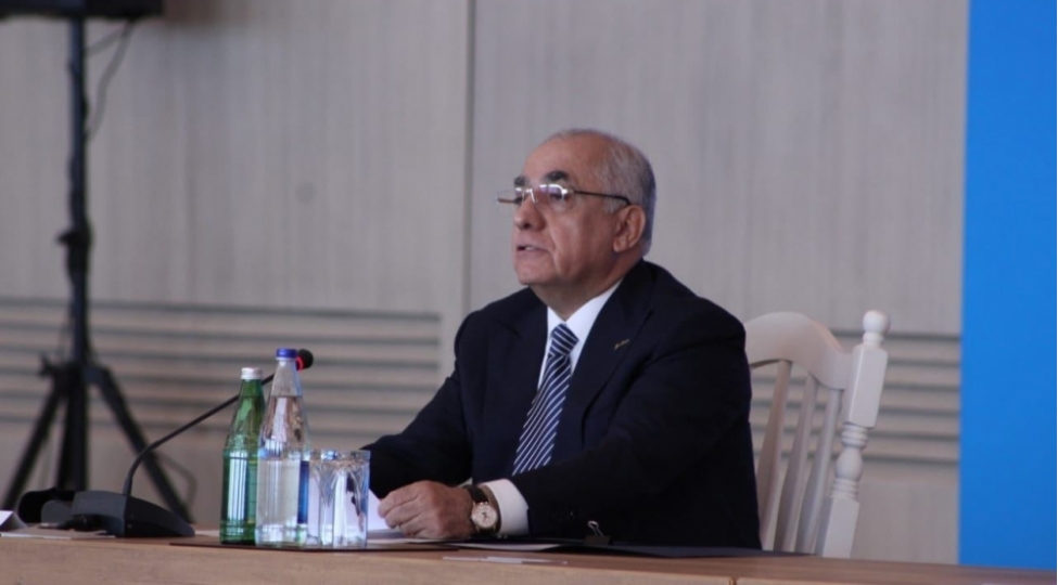 eli-esedov-gelen-il-inflyasiyanin-birreqemli-olmasi-proqnozlashdirilir