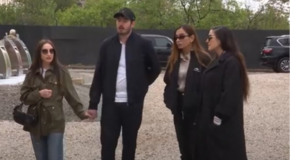 heyder-eliyevin-xanimi-da-shushaya-gedib-video