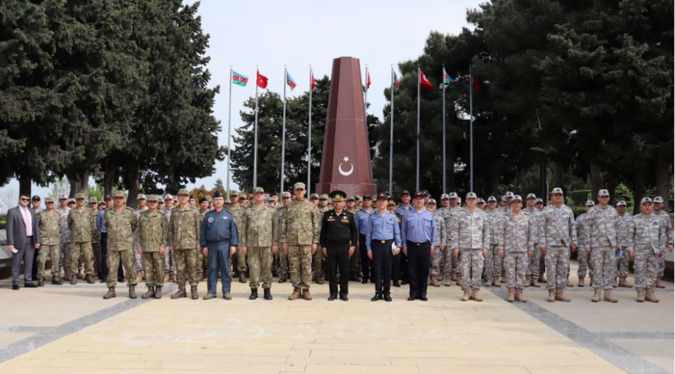 turkiye-respublikasi-milli-mudafie-universitetinin-numayende-heyetinin-olkemizde-seferi-davam-edir